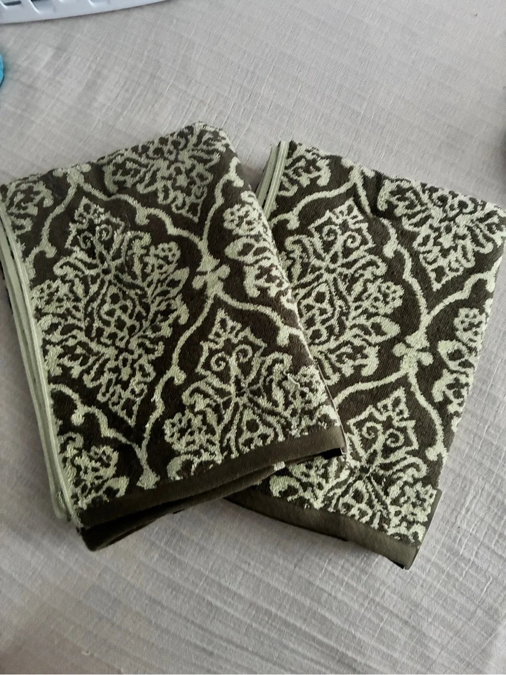100% Cotton Dark Olive/Sage Green Retro Look Medallion Towel Set  NEW NWT $61